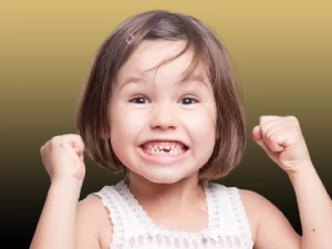 کج شدن دندان کودکان